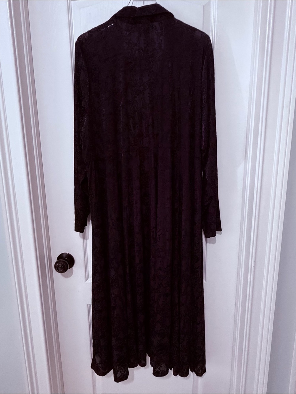NWT - TORRID Velvet Burnout Deep Black Kimono/Duster Size 4X (26) - Picture 7 of 10